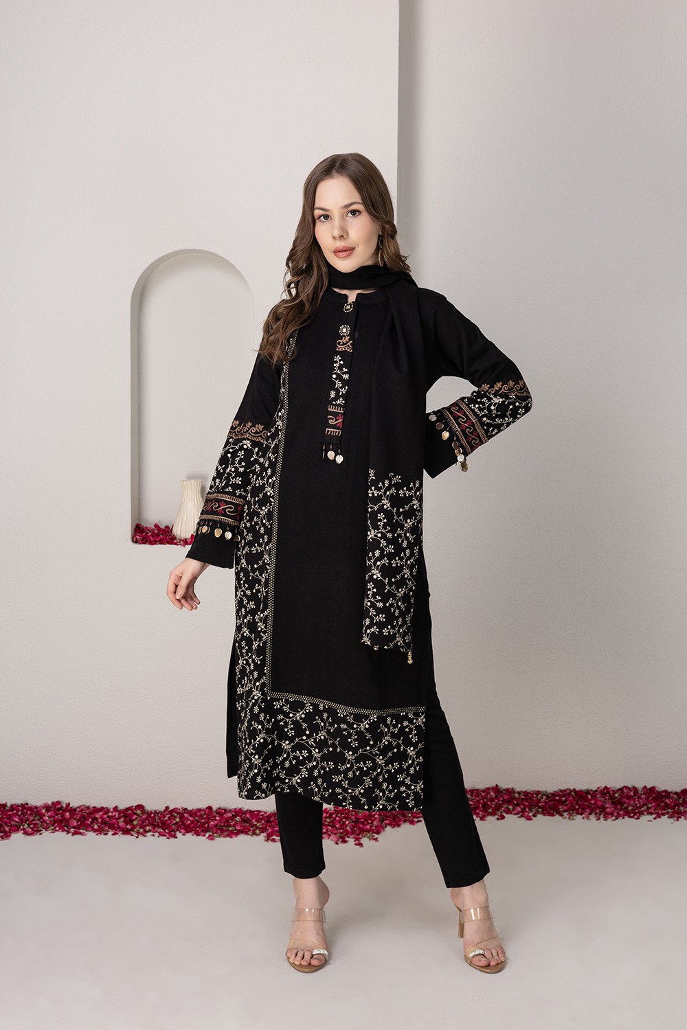 BLACK KNITTED KURTA SET